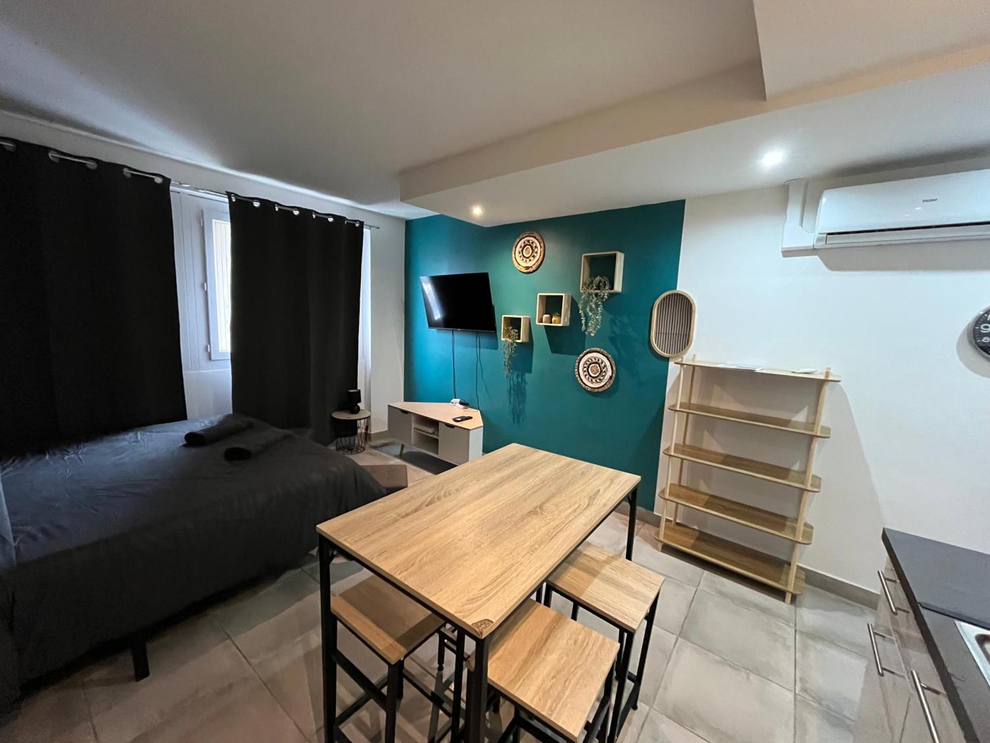 Studio Confortable Avec Balcon Вилньов-сюр-Ло Екстериор снимка